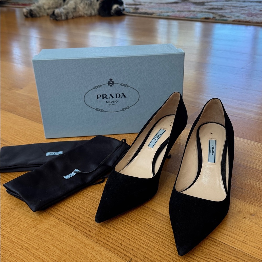 Prada Elegant Black Heels Size 9 - Picture 4 of 7